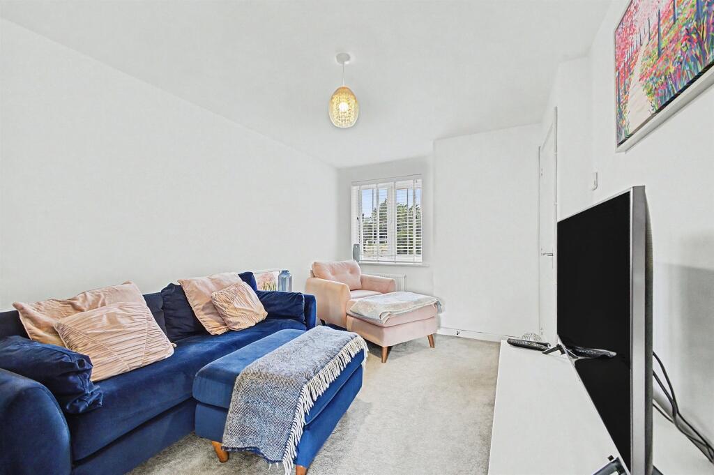 House in Northampton - View 3