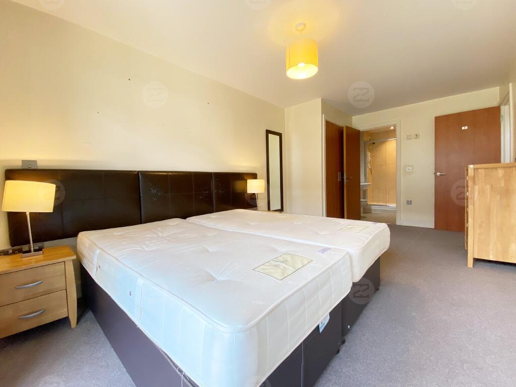 Apartment in Birmingham, The Arcadian, Digbeth - View 4