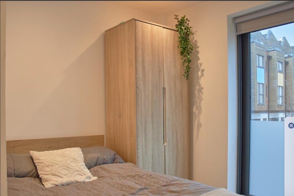 Main image of property: 73 Paintworks, Arnos Vale, Bristol