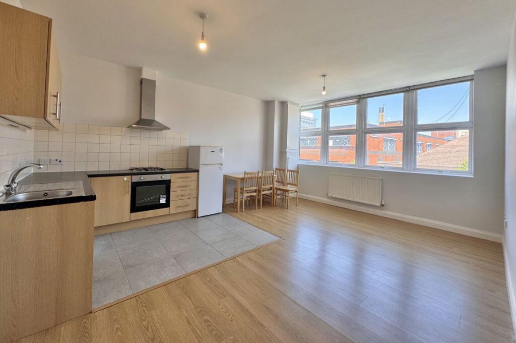 Main image of property: Slough High Street