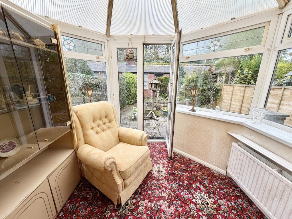 House in Leeds, Barwick in Elmet and Scholes - View 4