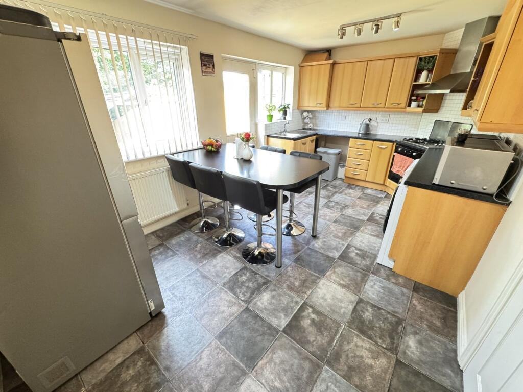 House in Walsall, West Midlands - View 4