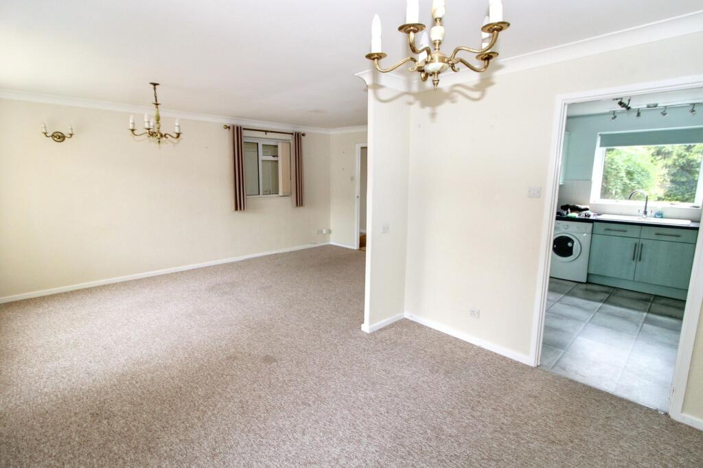 House in Hemel Hempstead - More