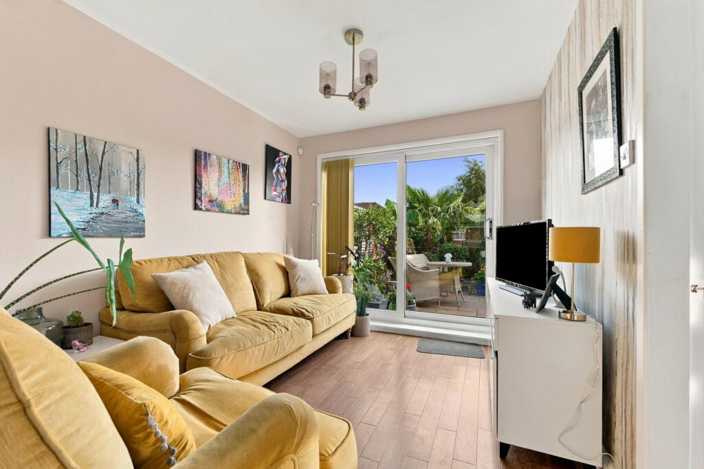 House in Rotherham, South Yorkshire - View 5