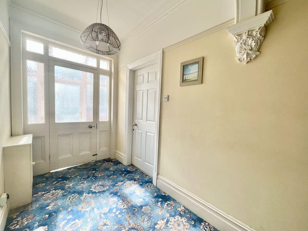 House in Christchurch, Pokesdown, Bournemouth - View 4