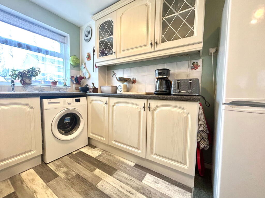Catherine Road, Hurst Hill, Coseley - View 6