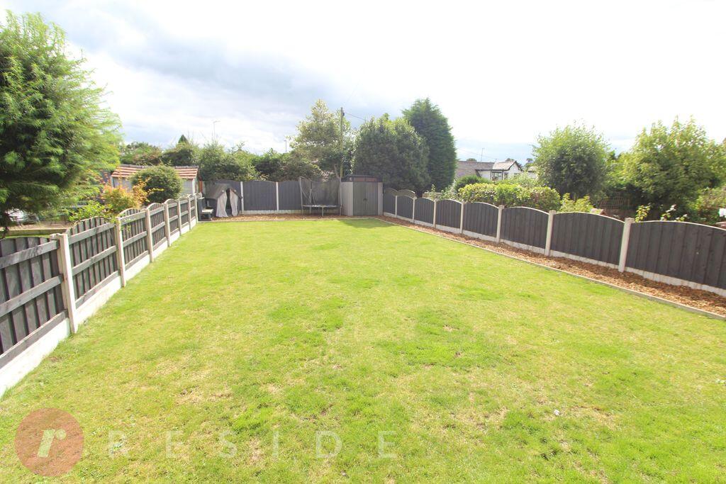 House in Rochdale, Greater Manchester - View 5