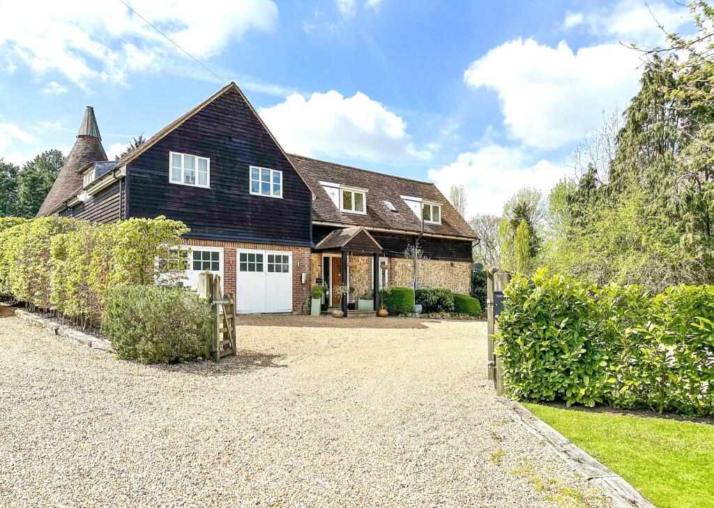 Main image of property: London Road, Westerham, TN16