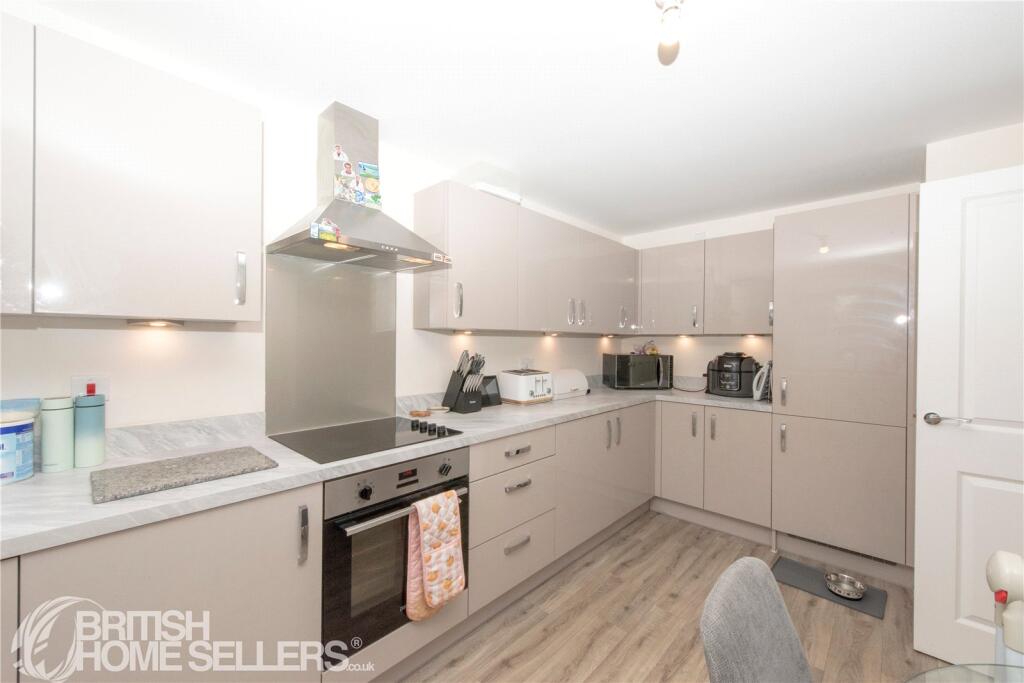 House in Northampton, Wellingborough - View 3