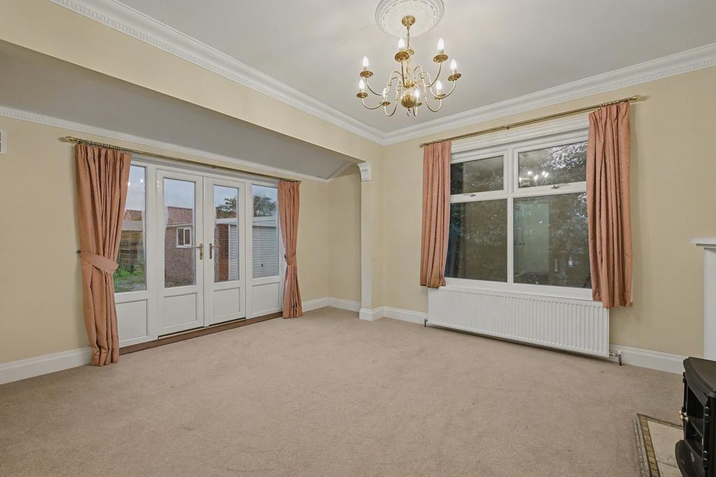 Gedney Road, Long Sutton, Spalding, Lincolnshire, PE12 9HF photo 4
