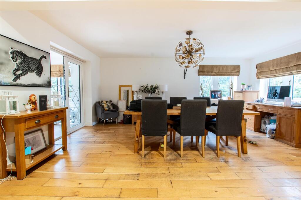 House in Saltford, Bath and North East Somerset - View 5