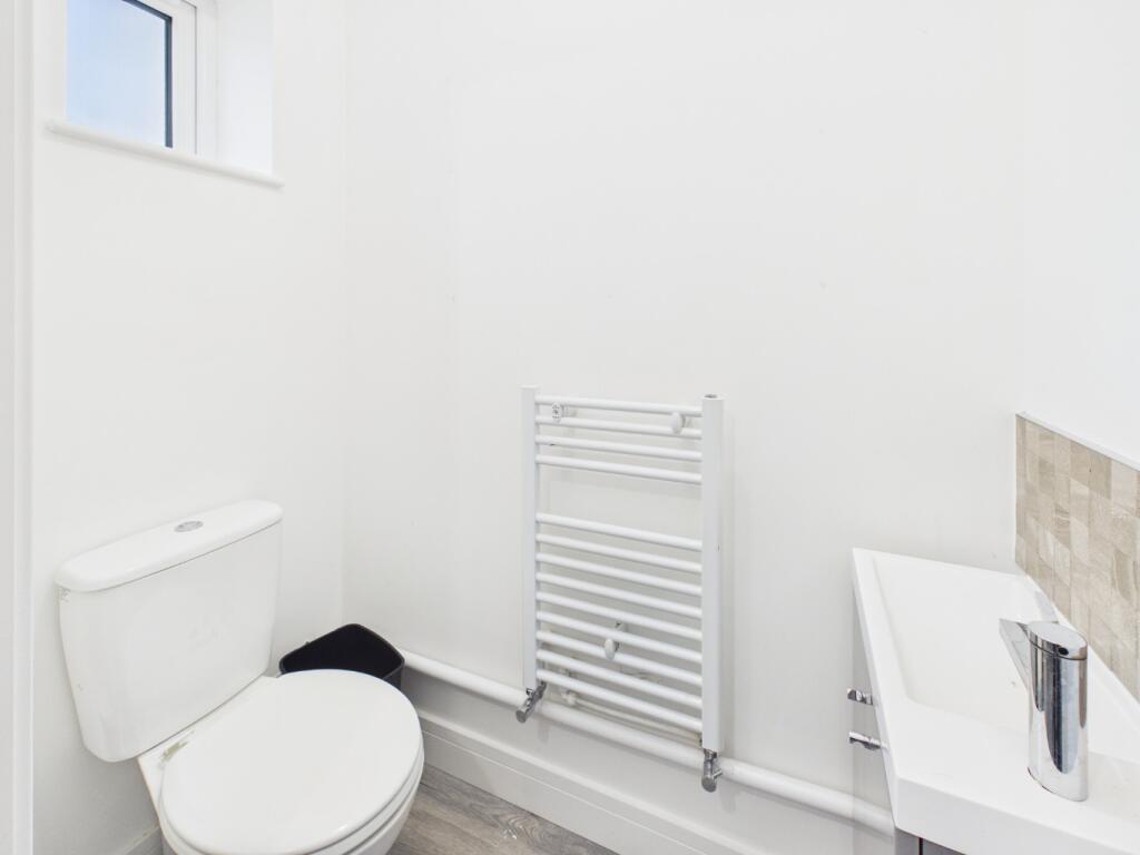 House in Hull, Kingston upon Hull - More