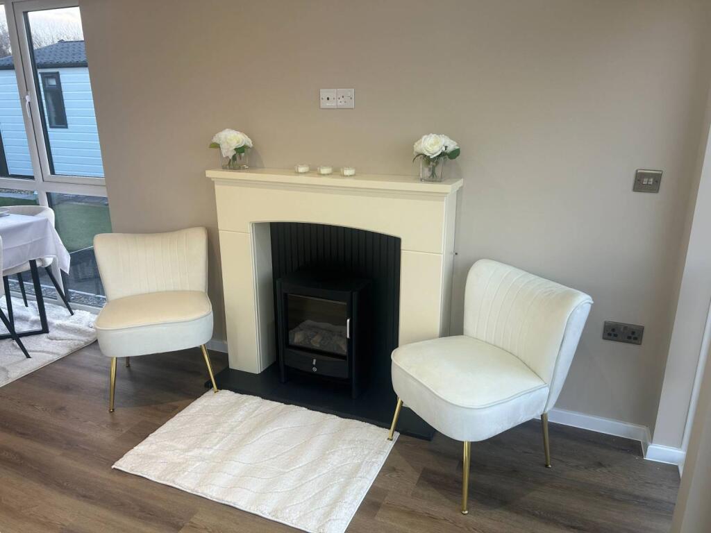 Edithmead, Highbridge, TA9 4HE - More