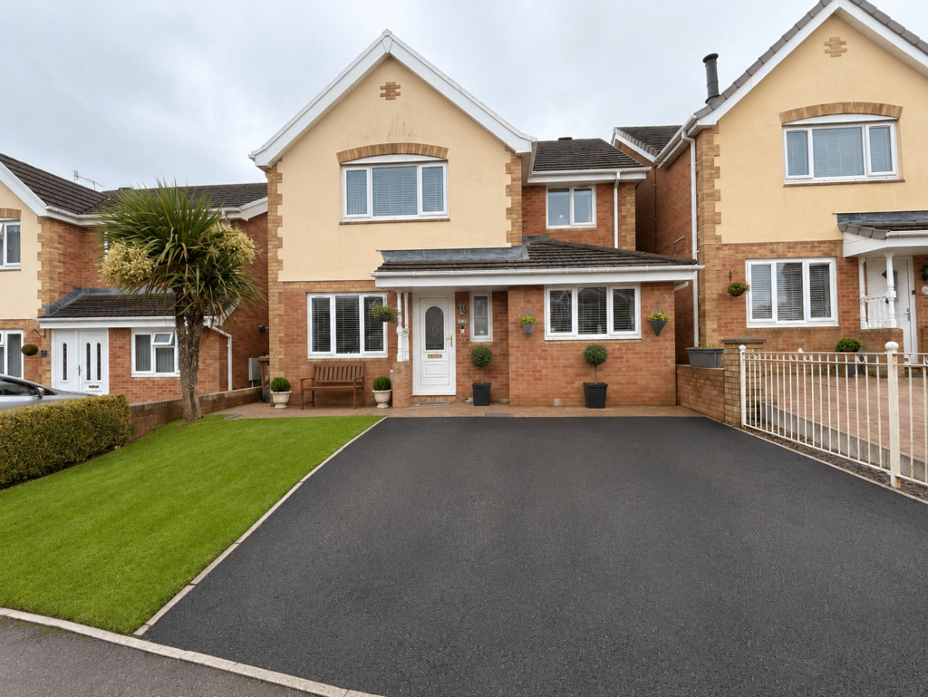 Main image of property: Cae Celyn, Crumlin, NP11