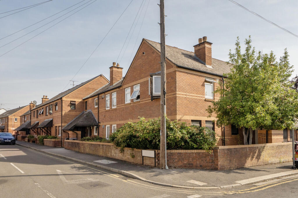 Main image of property: Field Road, Reading, Berkshire