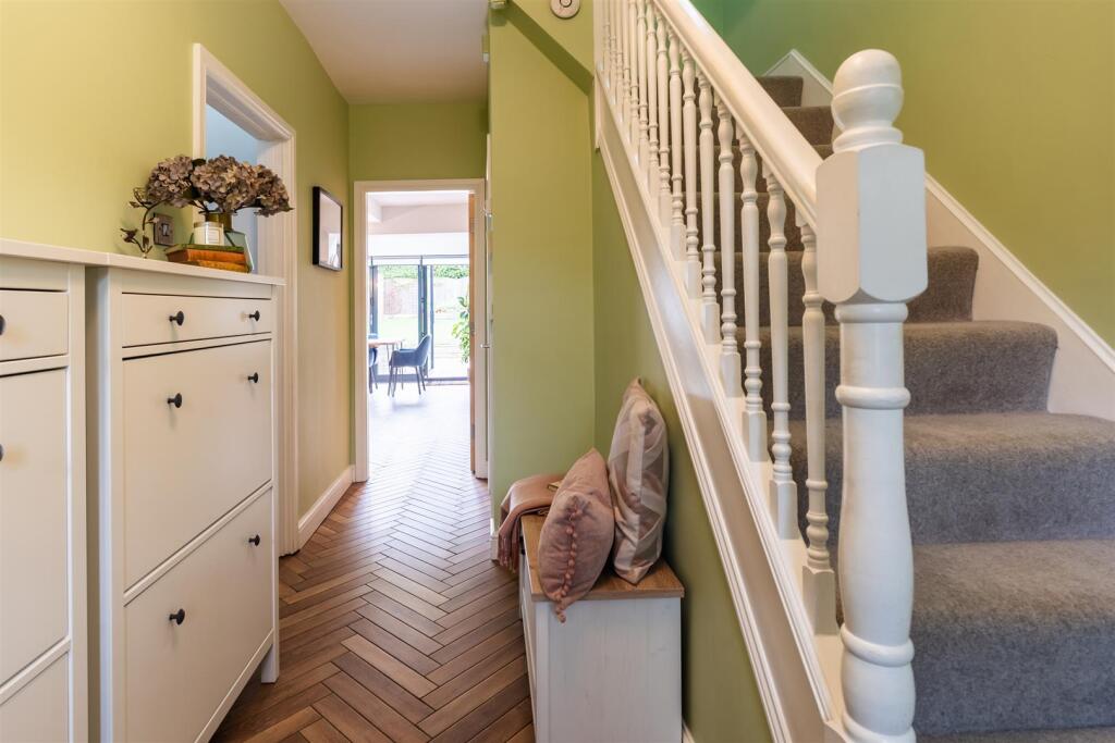 House in Sheffield, South Yorkshire - View 5