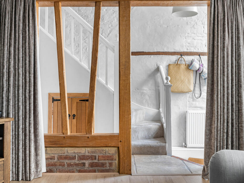 Wharfe Lane, Henley-on-thames, RG9 photo 4