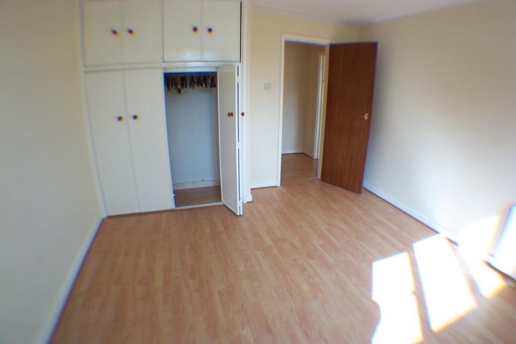 Apartment in London, Waddon - View 4