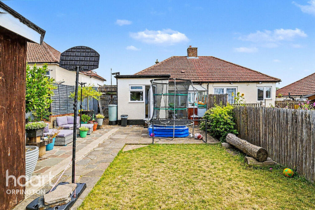 Edmunds Avenue, Orpington photo 4