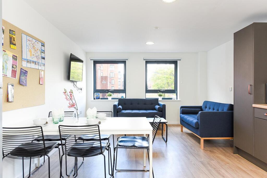 Apartment in Chester - View 3