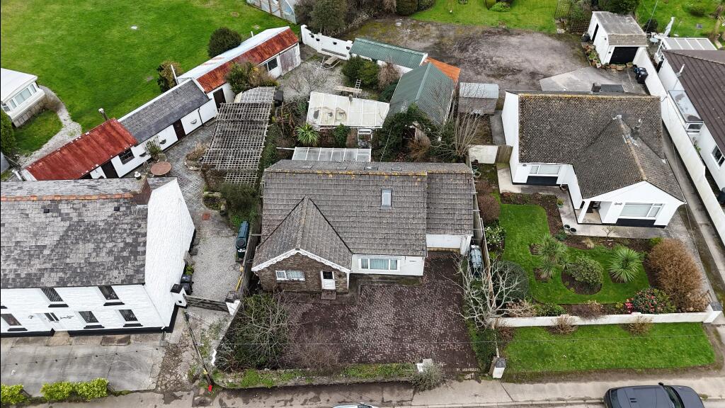 Main image of property: Loumac, Chapel Road, Leedstown, Hayle, Cornwall TR27 6BA