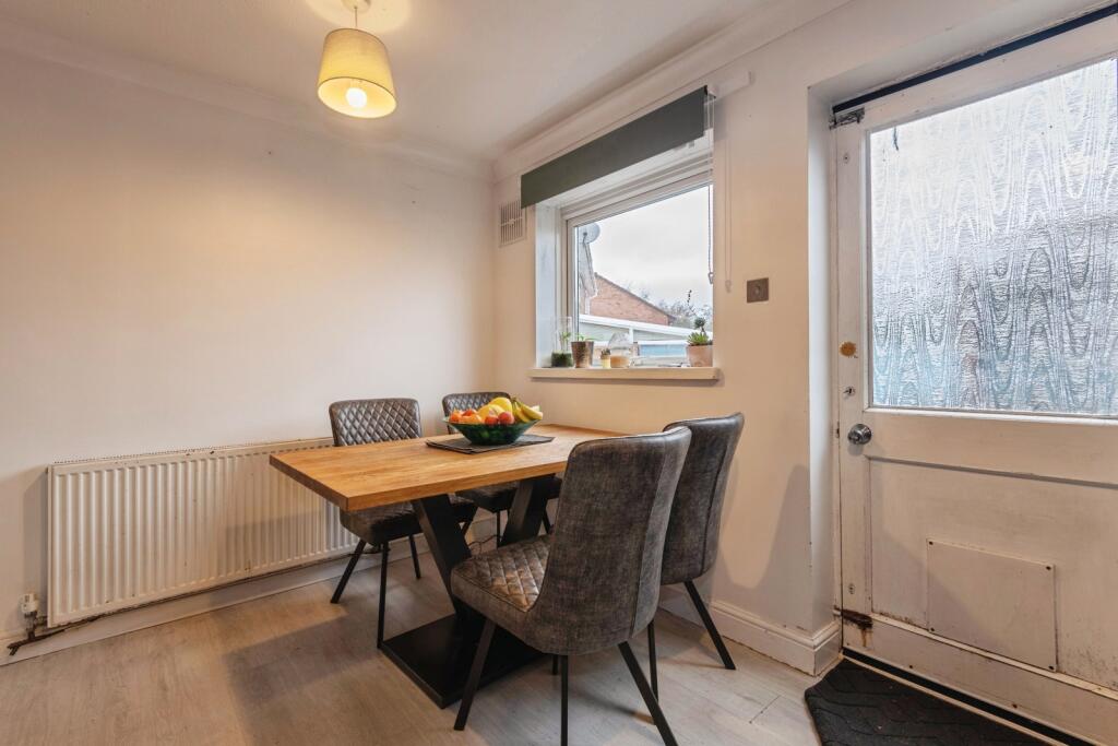 House in Taunton - View 5