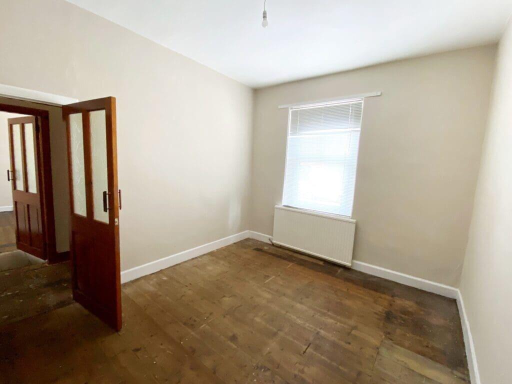 House in Kirkcaldy, Fife - More