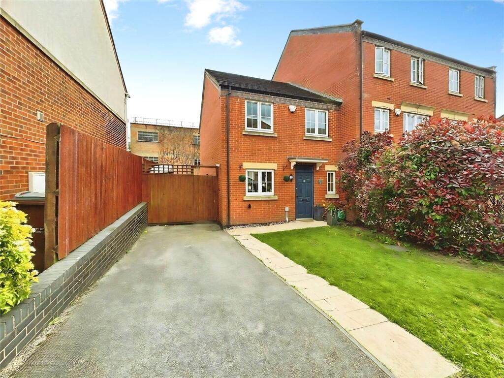 Main image of property: Kelham Drive, NOTTINGHAM, Nottinghamshire, NG5