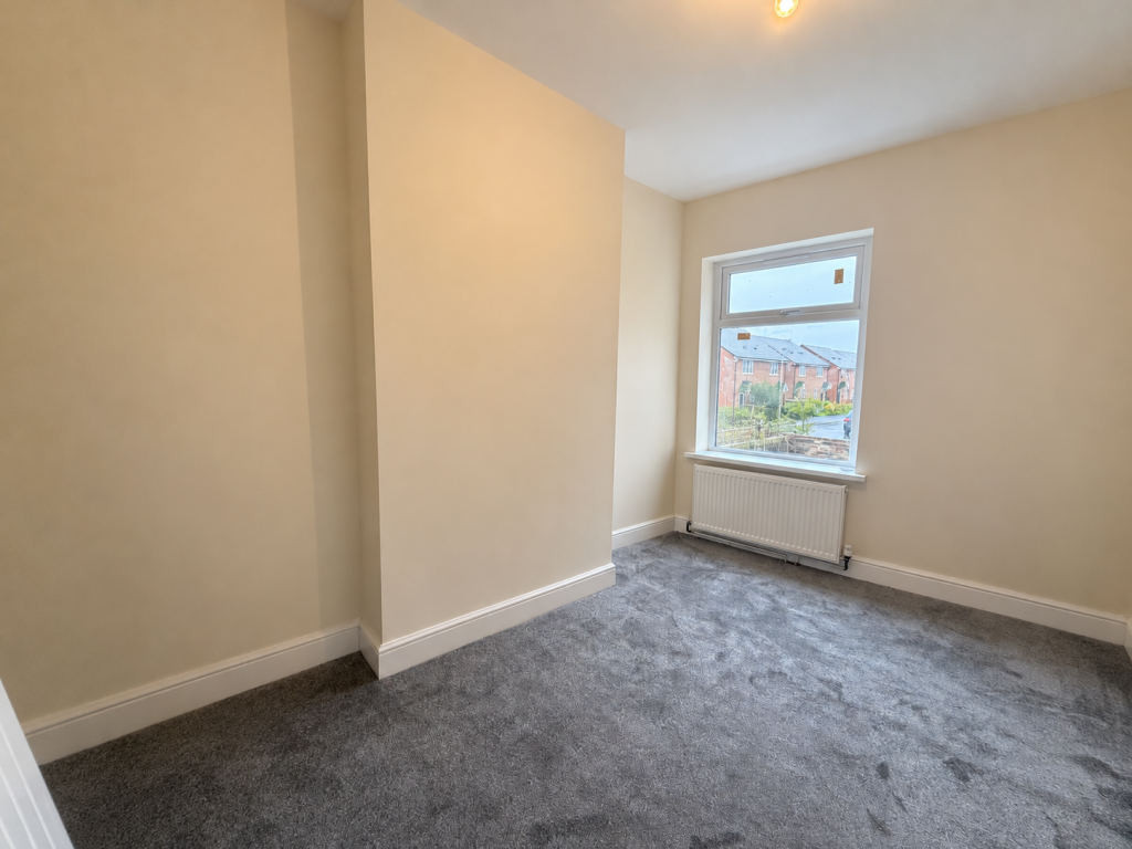 House in Dudley - View 5