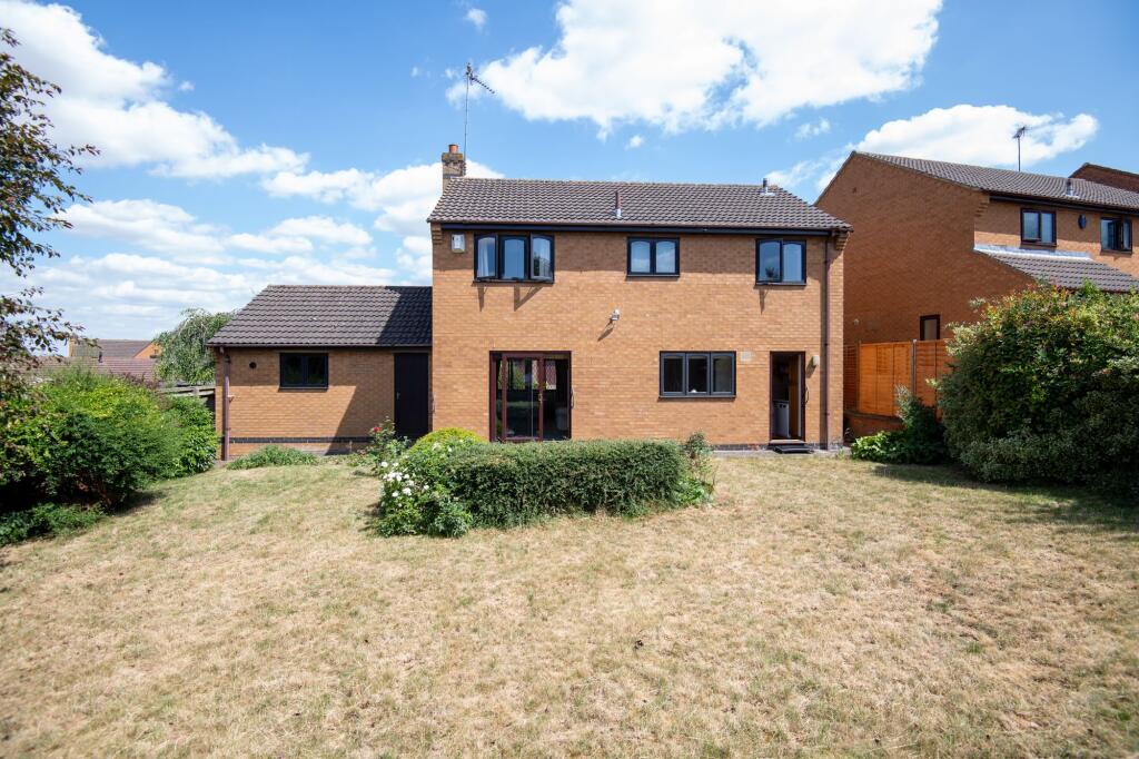 Orton Place, Wellingborough, NN8 photo 4