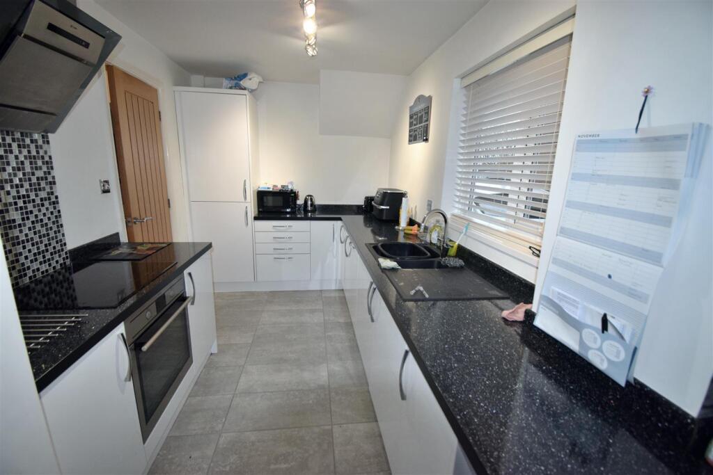 Alington Close, Chilton, Ferryhill photo 5