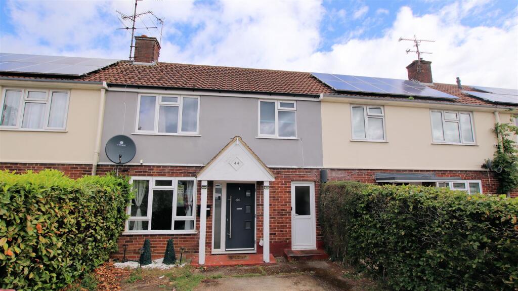 Main image of property: Corwen Road, Tilehurst, Reading