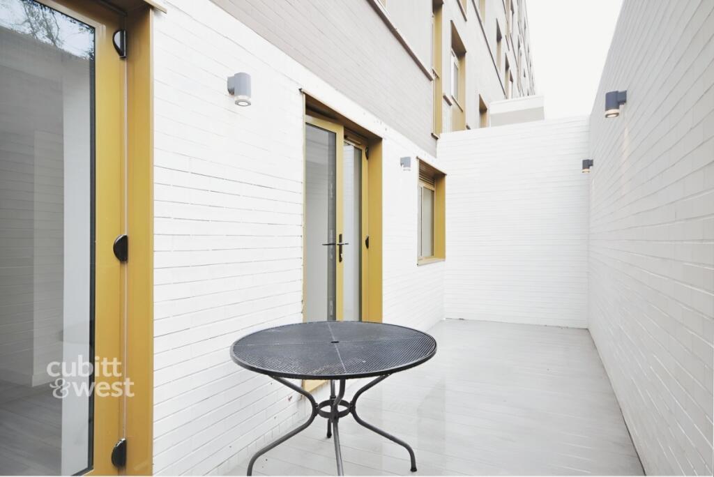 Main image of property: London Road Sutton SM3