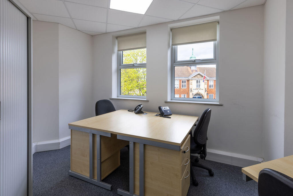 3 Person First Floor Office