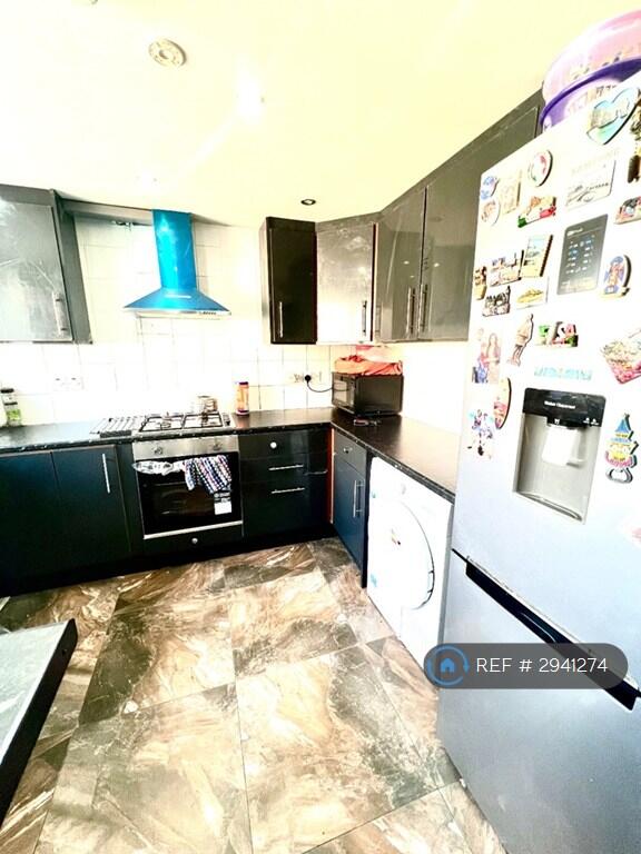 House in Harrow - View 5