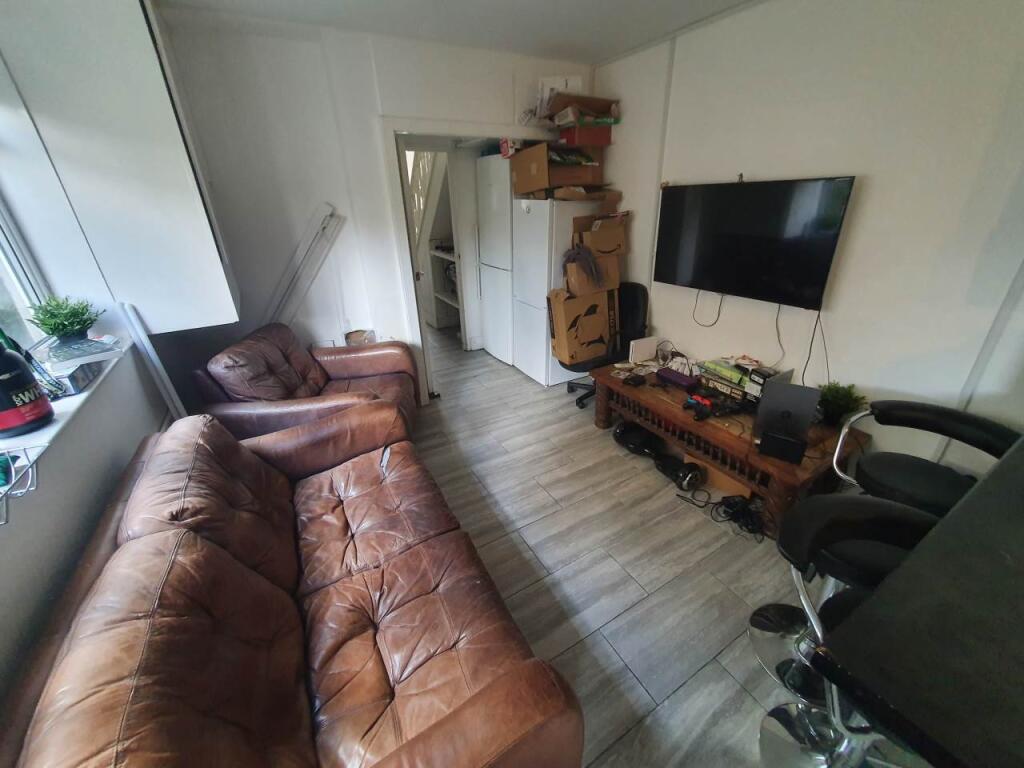 House in Cardiff - More