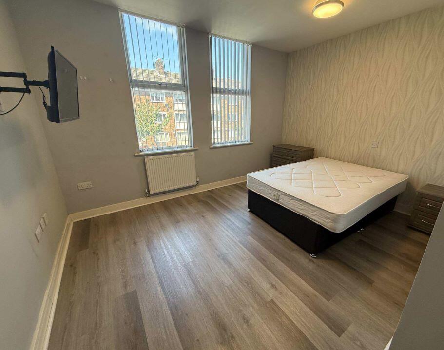 House in Liverpool, Knowledge Quarter, Kensington - More