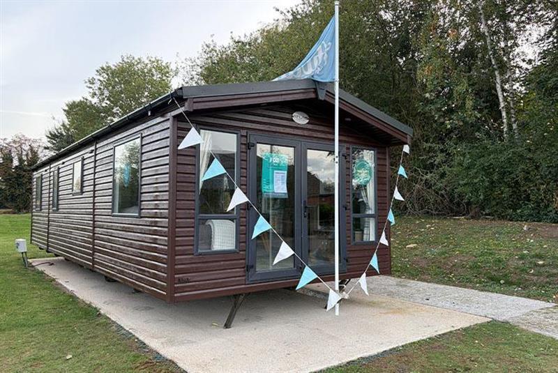 2-bed caravan on Atlas Chorus  2015, Appletree Holiday Park, Hubberts Bridge, Boston, Lincolnshire, PE20 3QX, £29,995