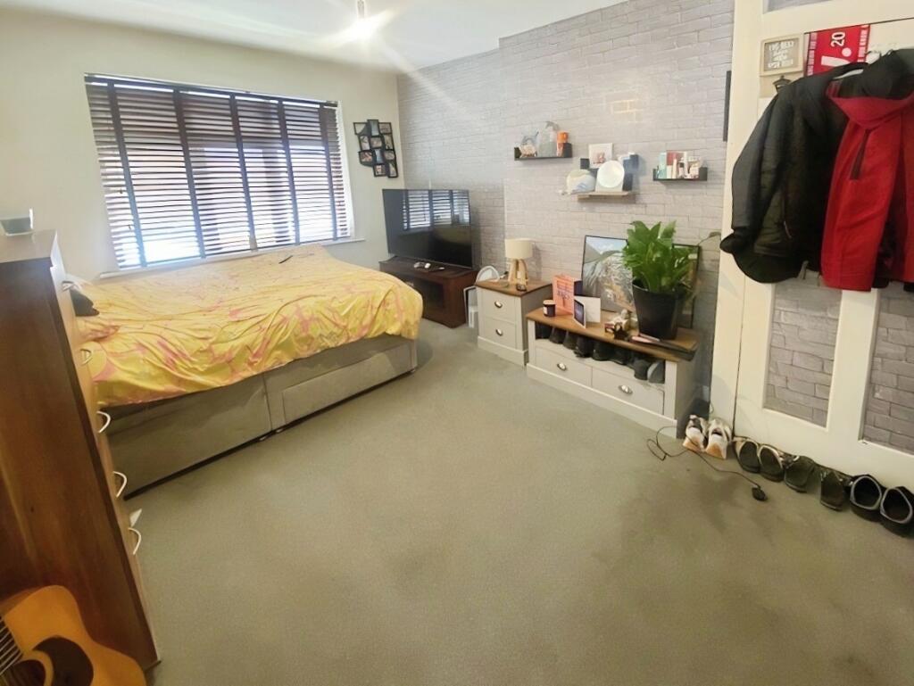 Lorenzo Drive, Norris Green, Liverpool, L11 - View 5