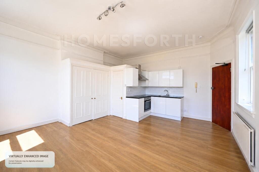 Studio flat for rent