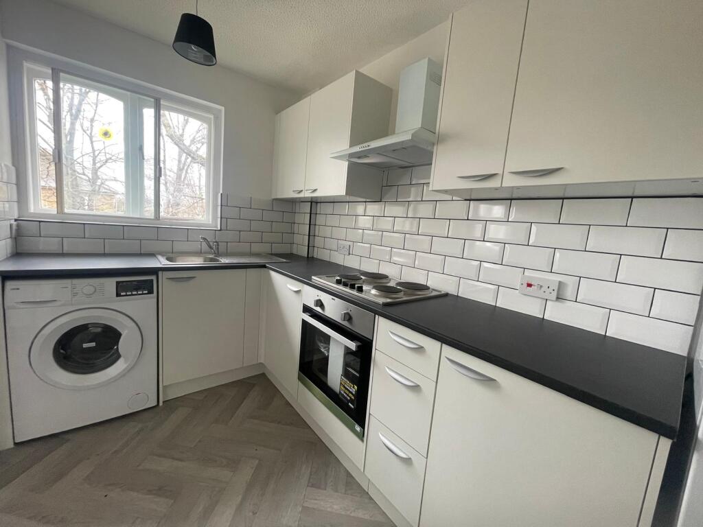 Main image of property: Avondale Court, E11