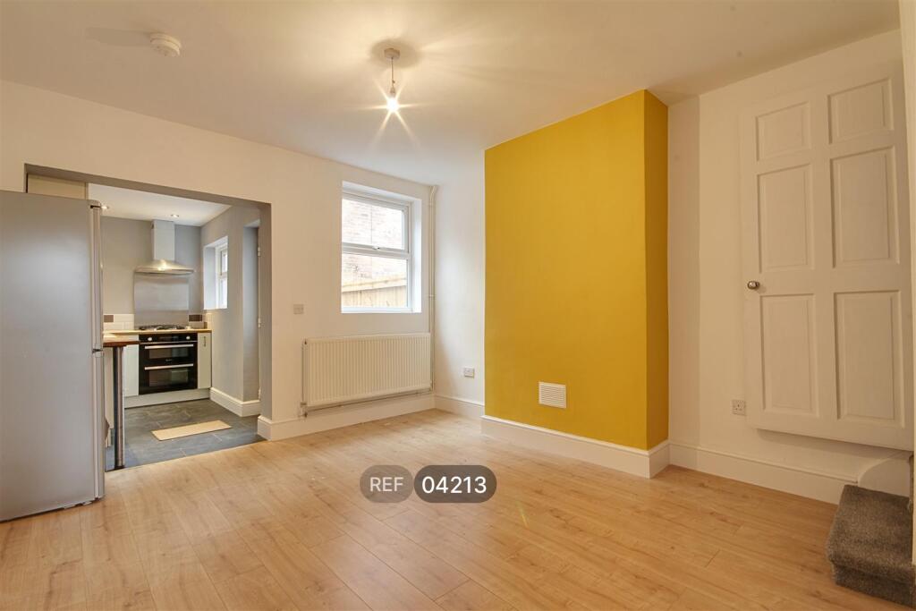 House in Nottingham, Sherwood - View 3