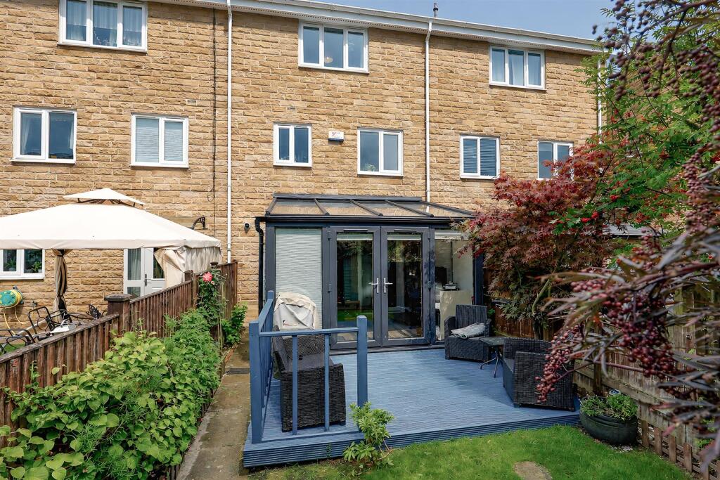 House in Huddersfield, Fenay Bridge, Kirkburton - View 2