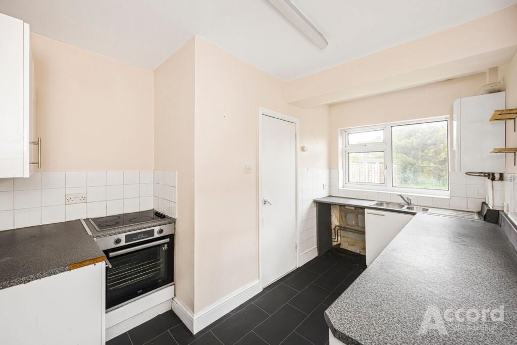 House in London - View 2