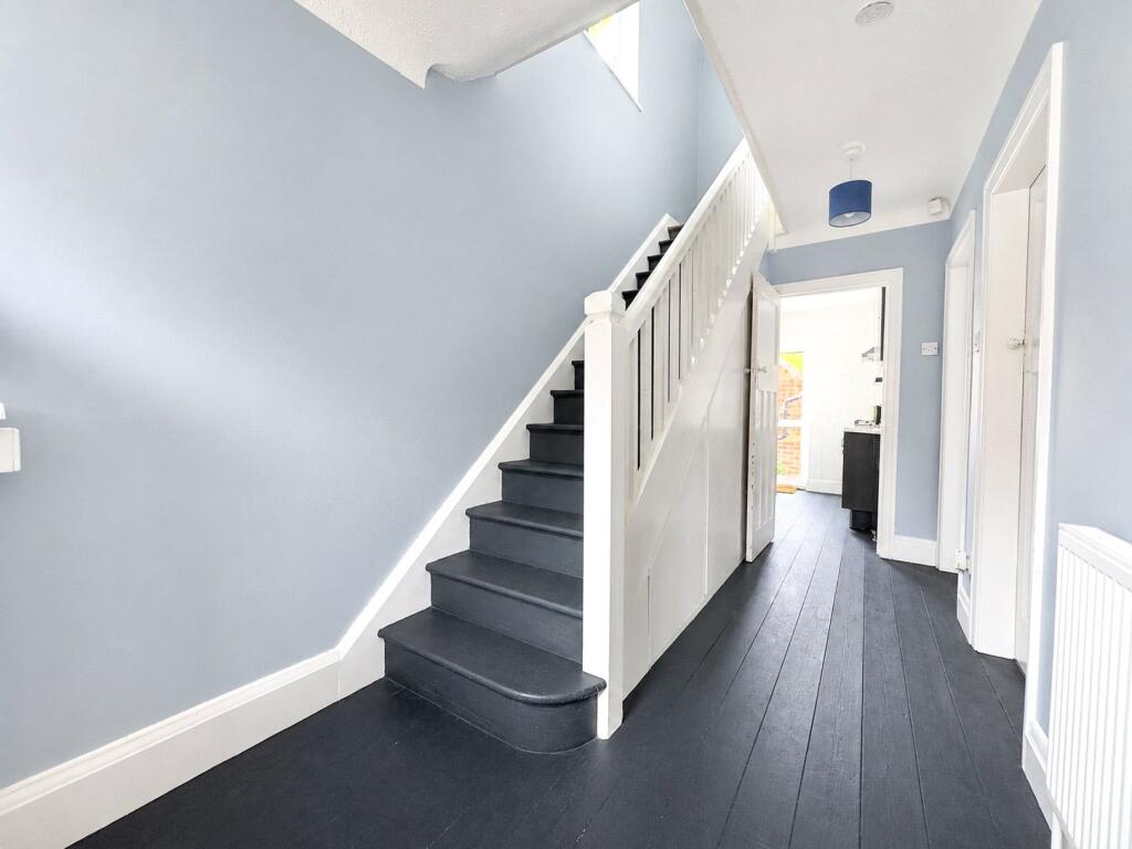 Cranbourne Avenue, Hoylake, Wirral, Merseyside, CH47 photo 4