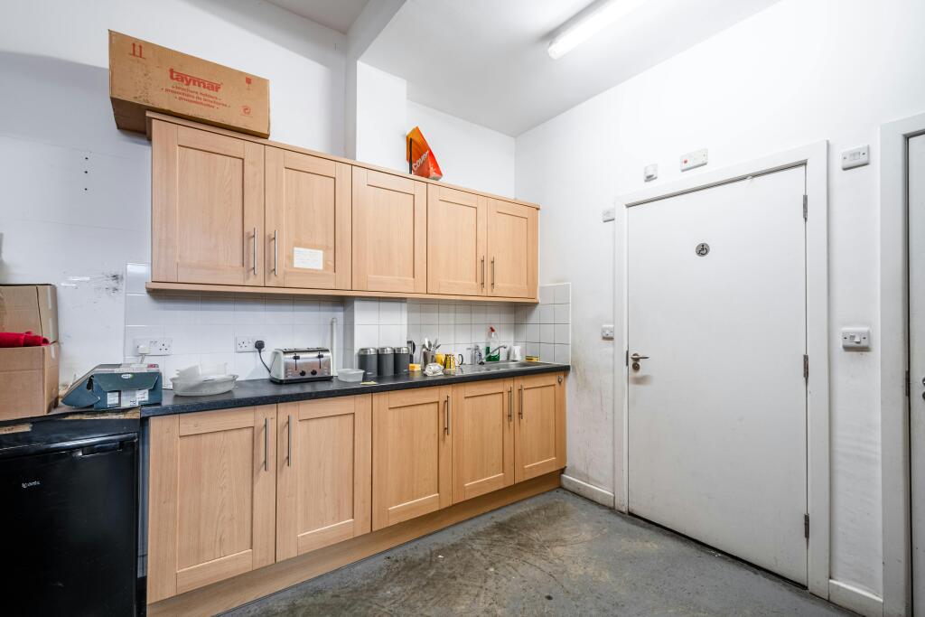 Mowlem St 49 GF  Low Res 12.jpg