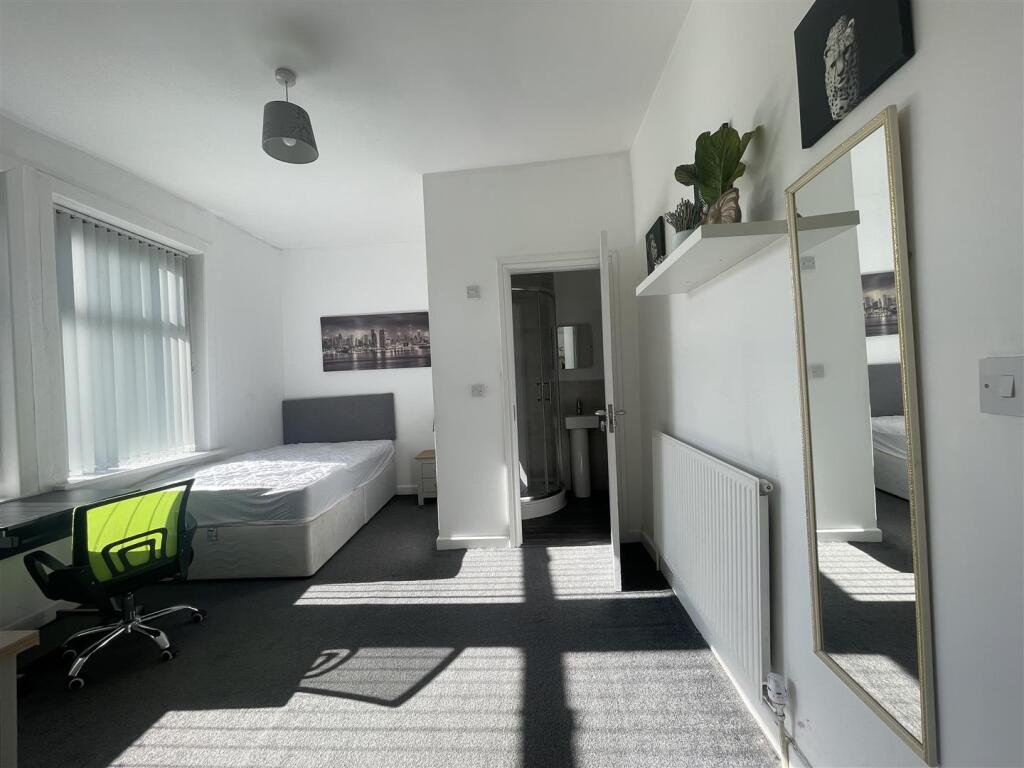 Additional image 4 of Grant Street, Burnley