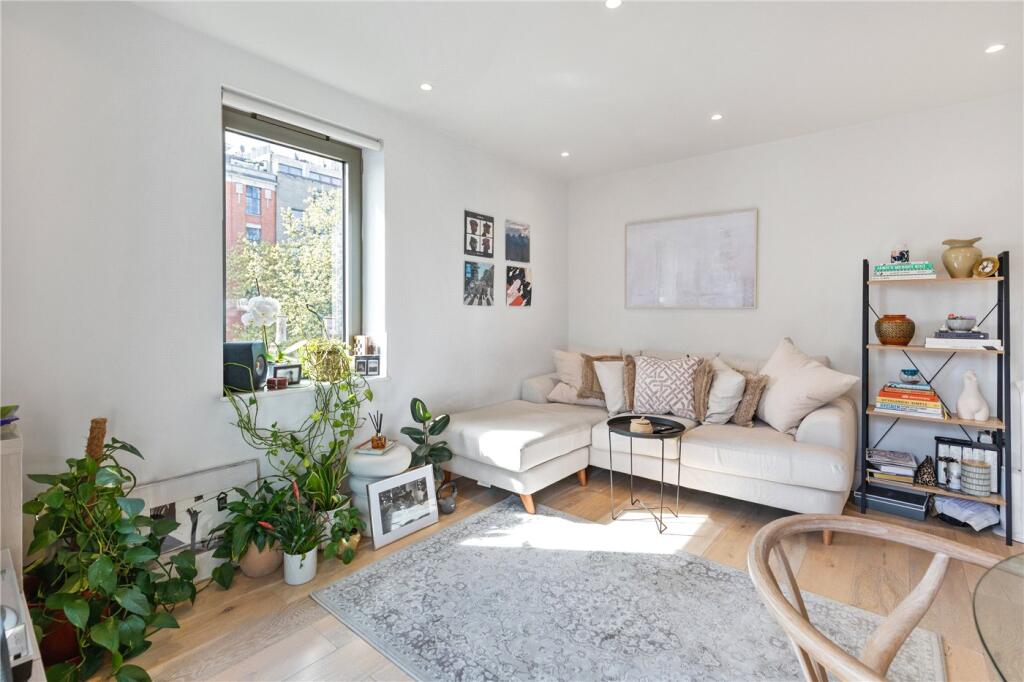 Apartment in London - View 2