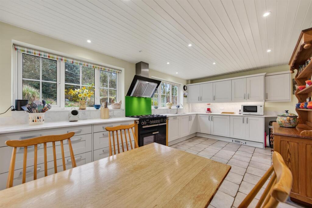 House in Northampton - View 5