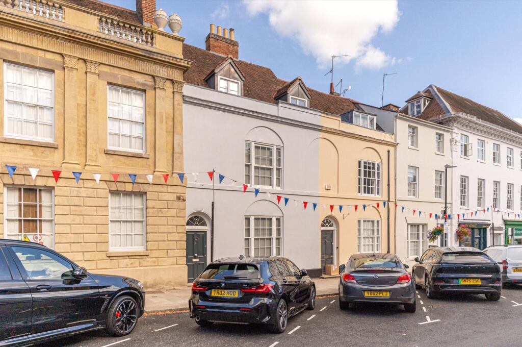 4-bed terraced on 8, Church Street, Warwick, Warwickshire, CV34, £1,300,000